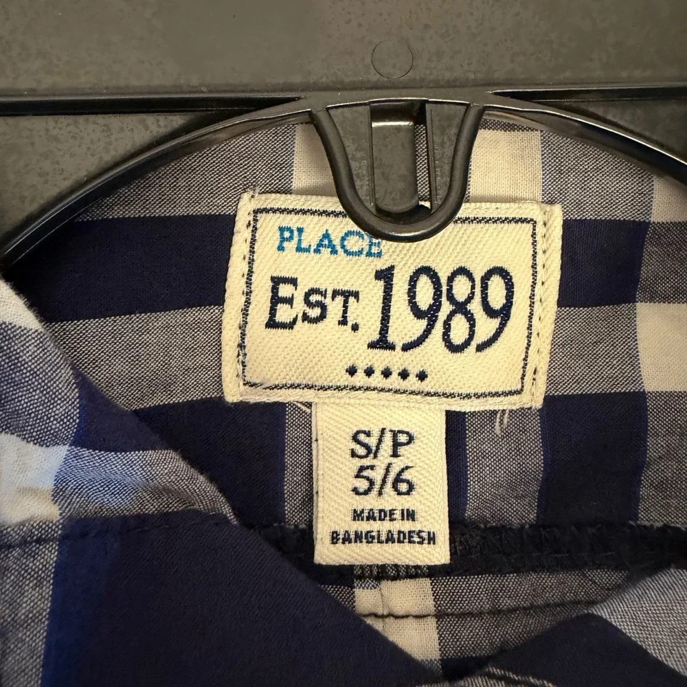 The Childrens Place Boys Navy Blue White Plaid Button Down Shirt Size S 5/6